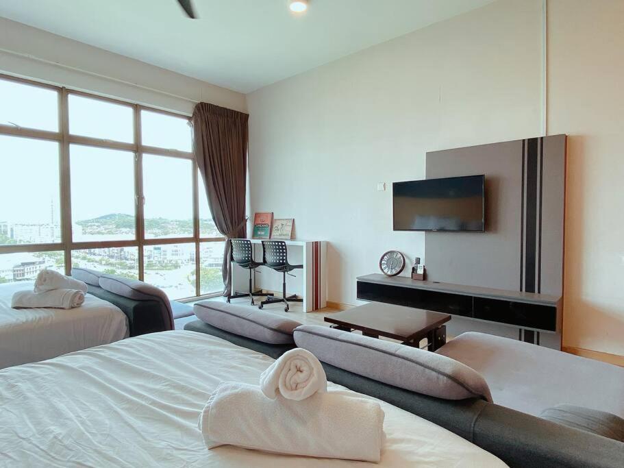 2-4 Pax Spacious Living @ Mount Austin, Jb #02 Johor Bahru Exterior photo